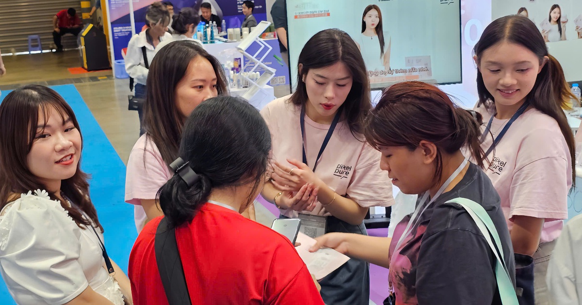 Giới trẻ quan tâm công nghệ làm đẹp song hành cùng 'làn sóng xanh'