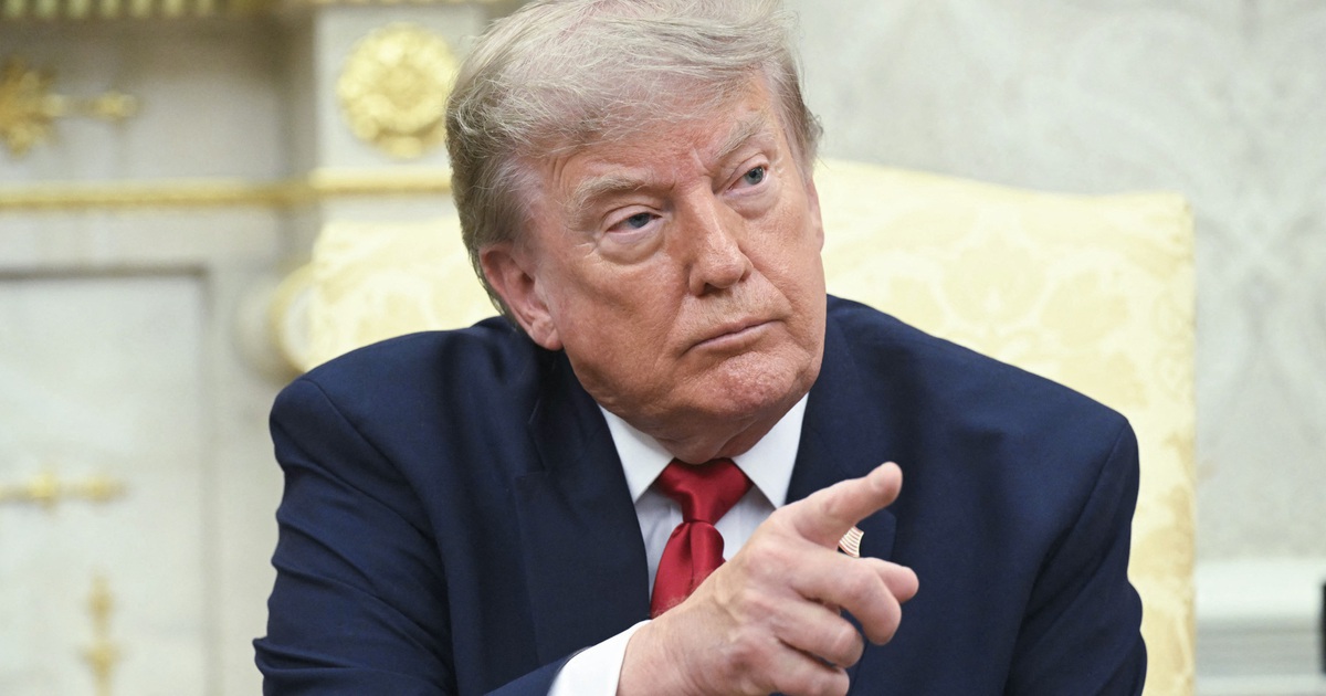 Ông Trump dựng biển báo trước bảo tàng, muốn sửa lịch sử nước Mỹ