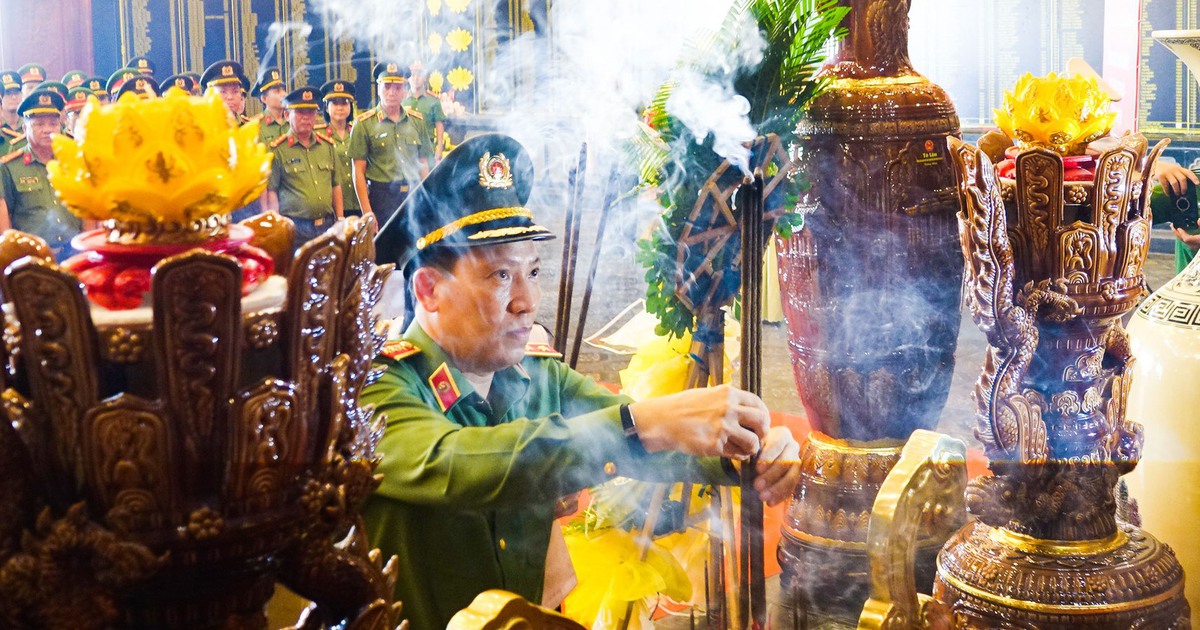 Chương trình nghệ thuật 'Giữ trọn lời thề': Sống dậy những ký ức oai hùng của dân tộc