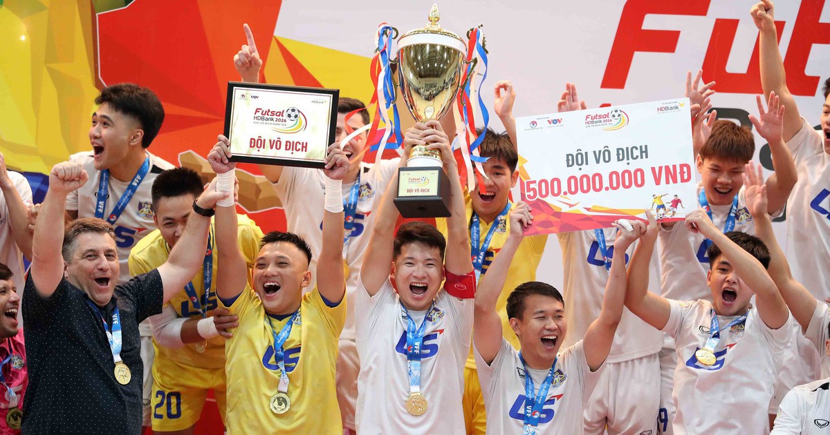 CLB Thái Sơn Bắc vô địch futsal quốc gia sau 16 năm chờ đợi