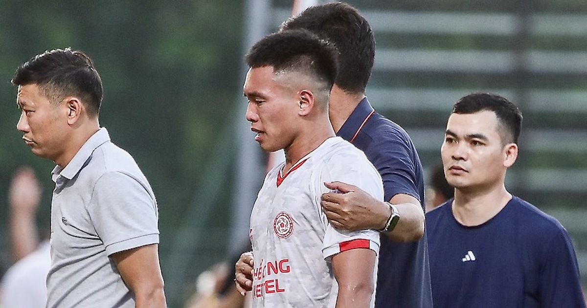 Cầu thủ U23 Việt Nam vui buồn lẫn lộn trước khi lên tuyển chuẩn bị cho Asiad 2026