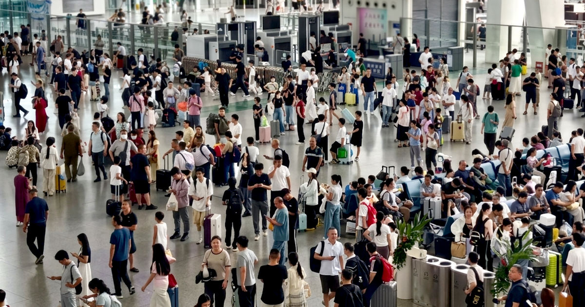 Trung Quốc sơ tán hơn 20.000 người, dừng tàu hỏa trước khi bão Noul đổ bộ