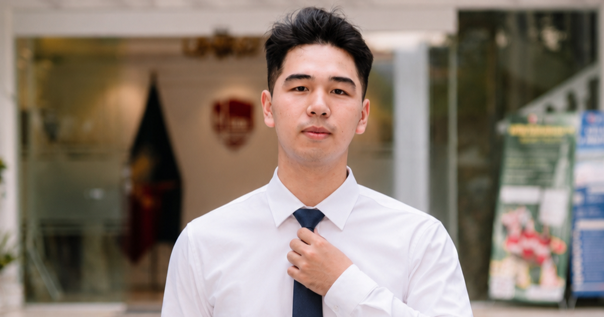 Nam sinh vừa học vừa tập kinh doanh, trở thành thủ khoa Trường đại học Kinh tế