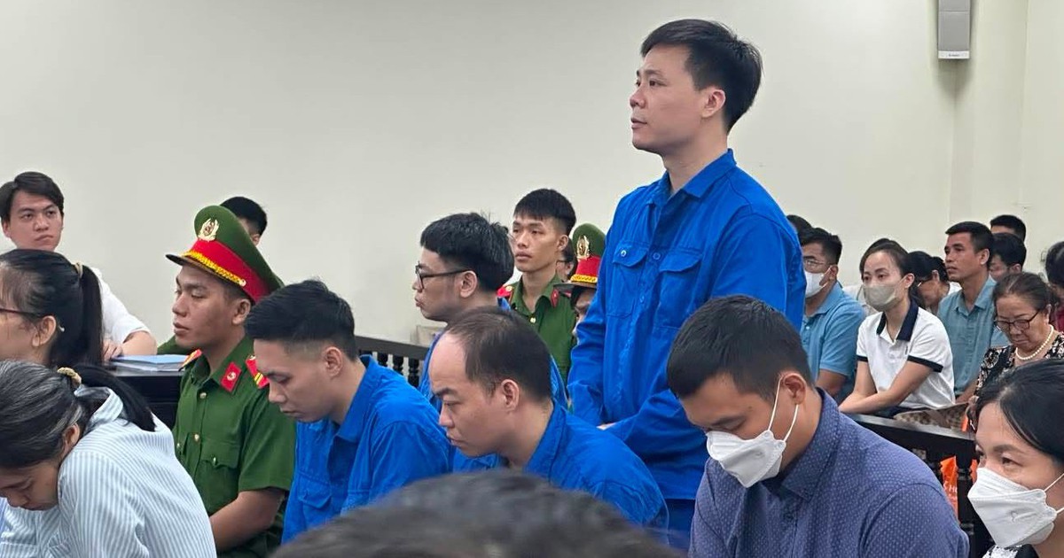'Ông trùm' đường dây 100 tấn thực phẩm chức năng giả hầu tòa: Hưởng lợi 265 tỉ, bỏ ngoài sổ sách 1.800 tỉ