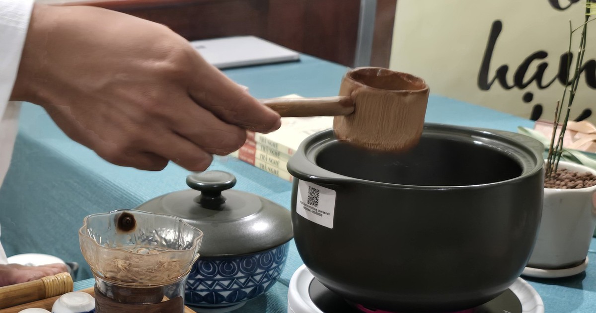 Tái hiện tiệc trà ngoại giao cấp cao trong Ngày hội Văn hóa trà Việt Nam