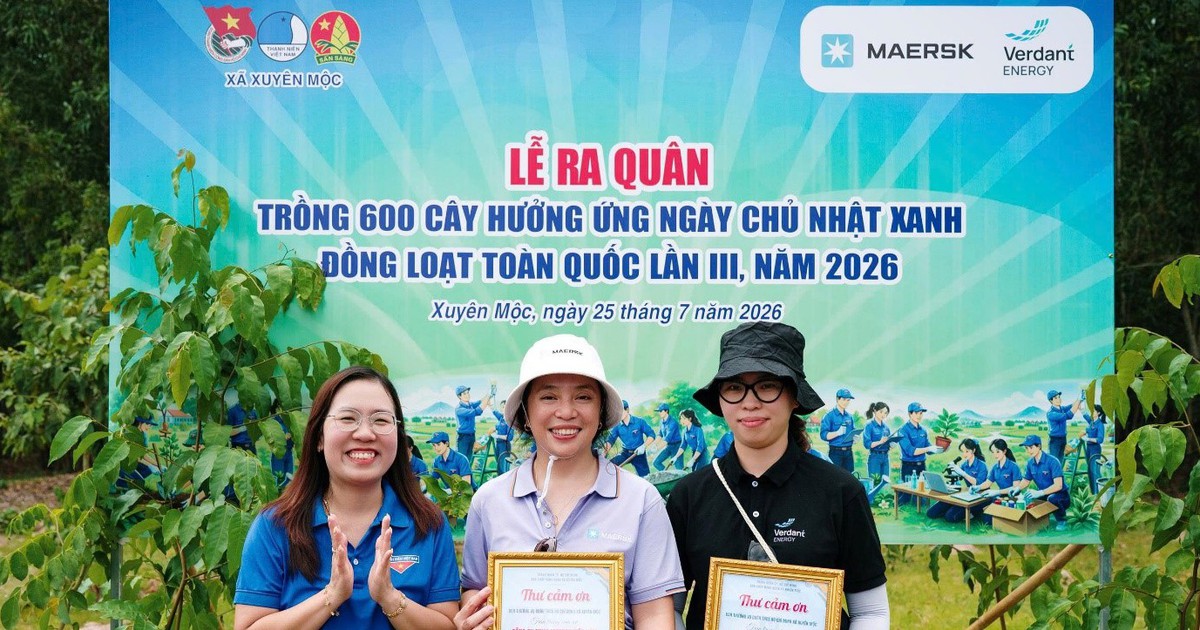 Maersk Việt Nam lan tỏa tinh thần sống xanh qua hoạt động trồng cây