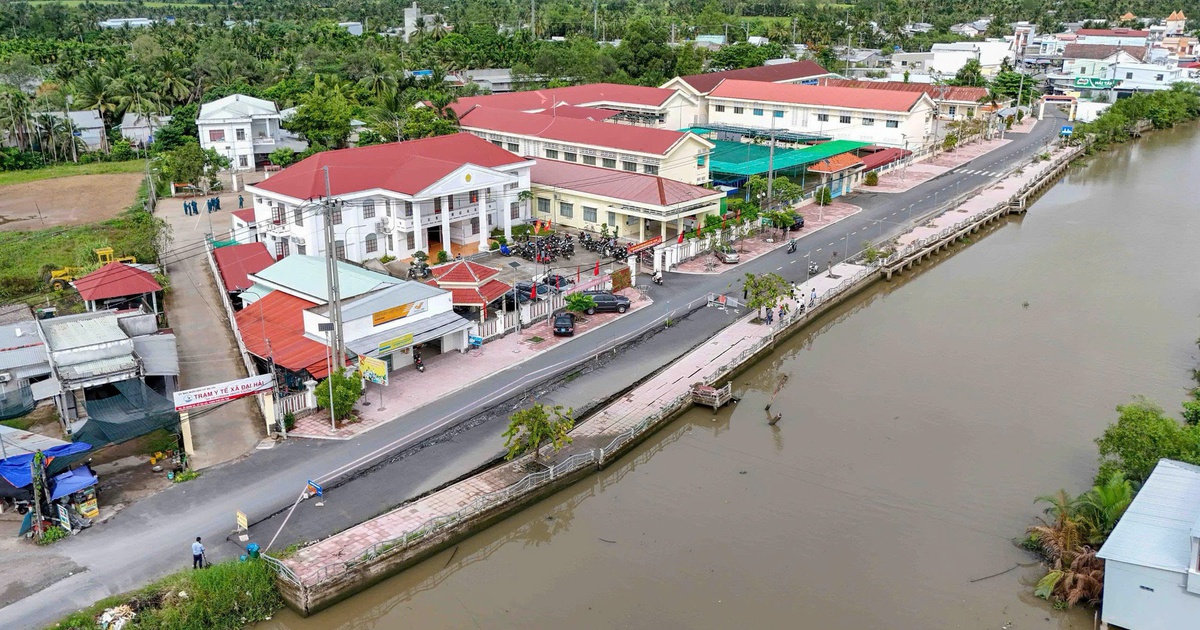 Khảo sát điểm sạt lở nguy cơ cao, đề xuất công bố tình huống khẩn cấp