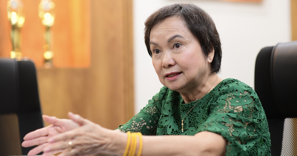 Bà Cao Thị Ngọc Dung: PNJ sẵn sàng hỗ trợ khách hàng kiểm định lại kim cương đã mua