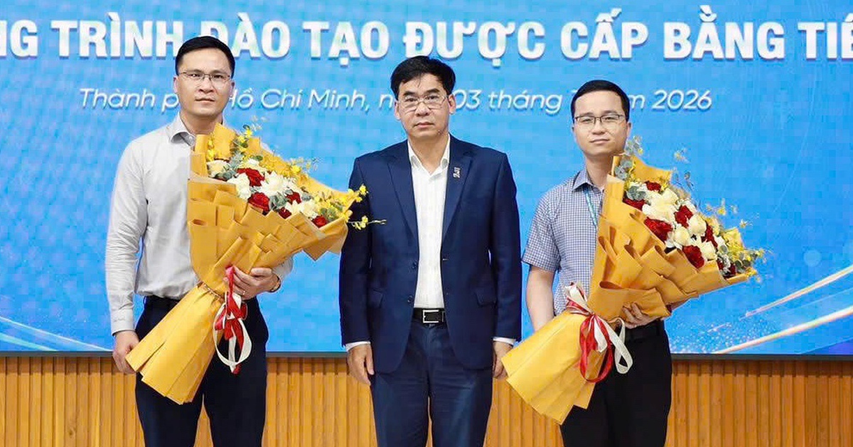 Trường đại học thưởng 720 triệu đồng cho 4 giảng viên hoàn thành chương trình tiến sĩ