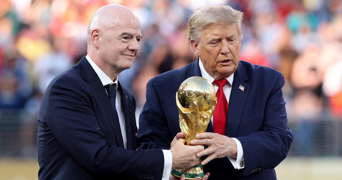 Người đầu tiên muốn 'mua World Cup' có liên quan đến Tổng thống Trump
