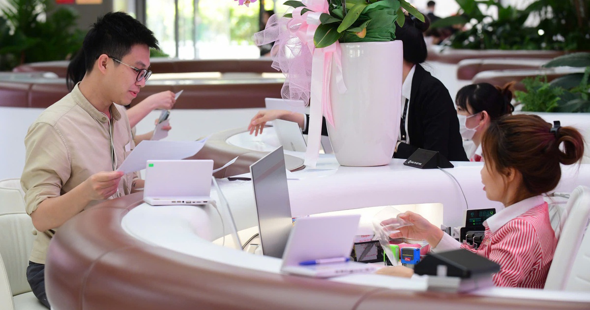 Những 'đại gia' liên quan Techcombank với các khoản tiền gửi hàng trăm, hàng nghìn tỉ đồng