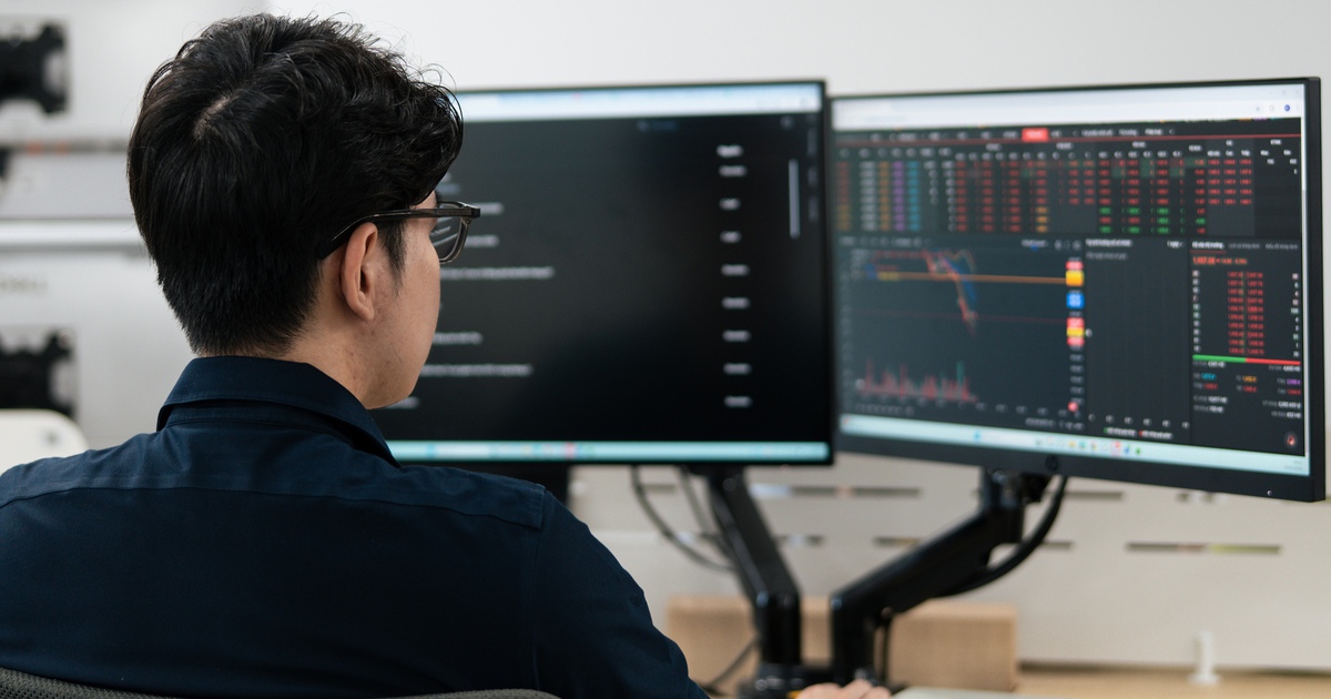 VN-Index hụt hơi cuối phiên, khép lại tuần vẫn tăng gần 67 điểm