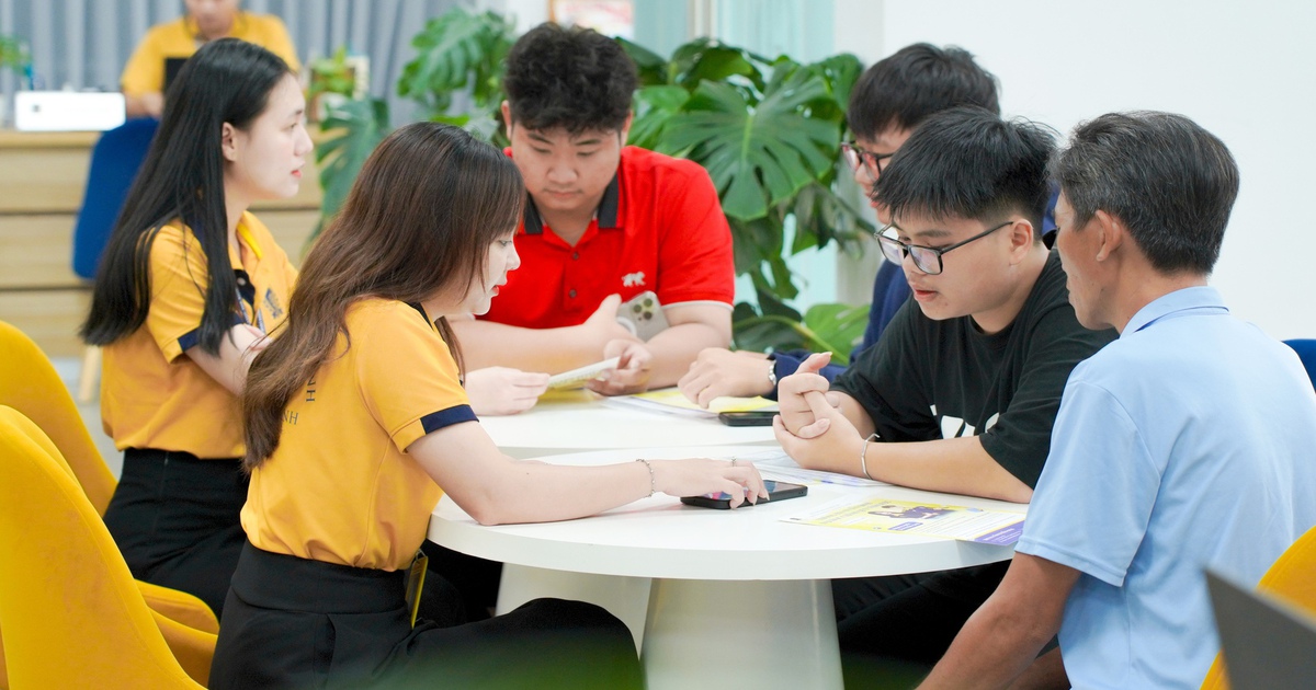 Hai trường đại học công bố điểm sàn từ 15 điểm theo kết quả thi tốt nghiệp THPT
