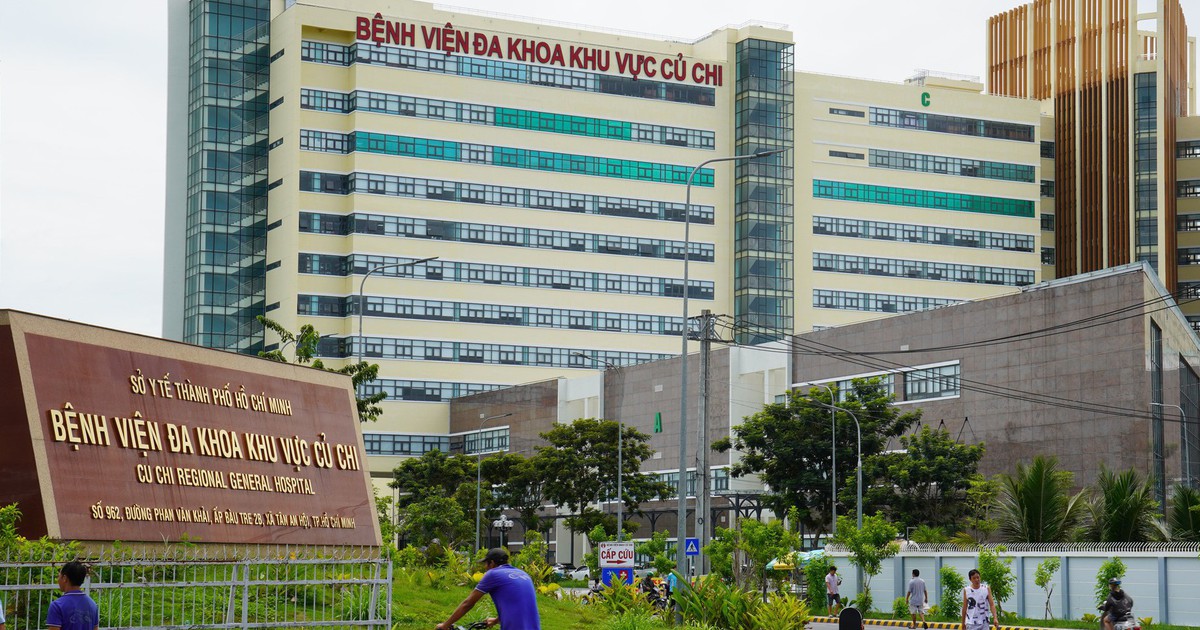 Phó bí thư Thành ủy Nguyễn Phước Lộc: Phấn đấu đưa các bệnh viện cửa ngõ thành tuyến cuối