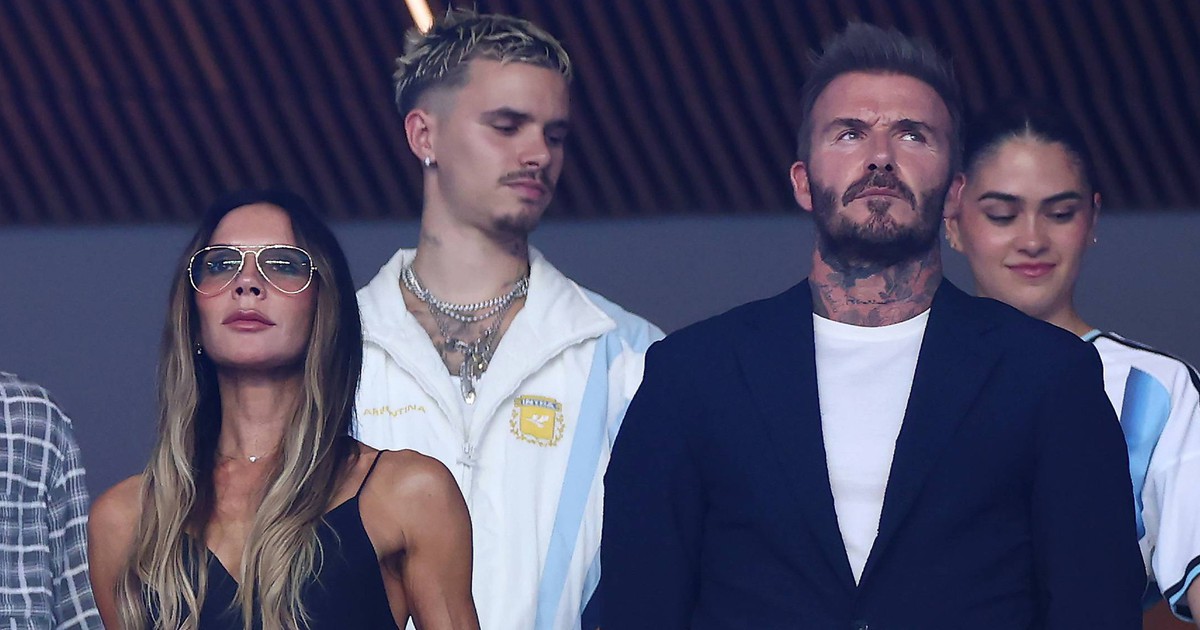 Nhà Beckham, Shakira đến cổ vũ Messi ở World Cup