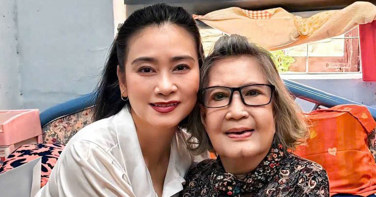 Tuyết Thu đến thăm Diệu Hiền, nhớ đào võ cải lương một thời