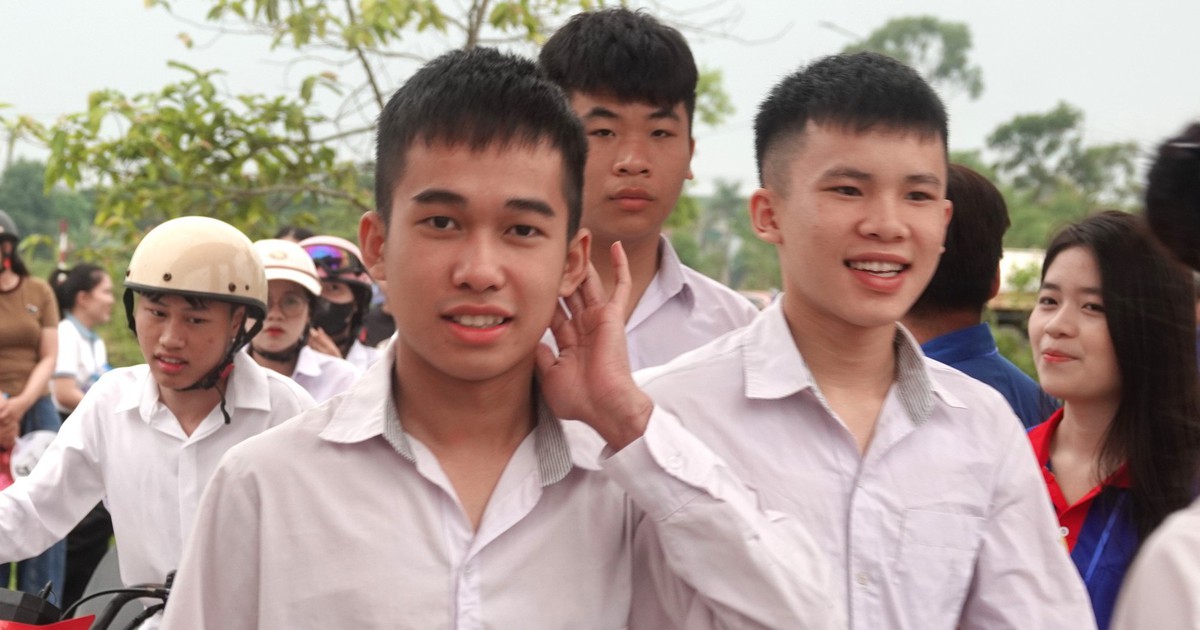 Sở giáo dục Hà Tĩnh lên tiếng về việc phòng thi có 15 thí sinh đạt điểm 10 môn toán