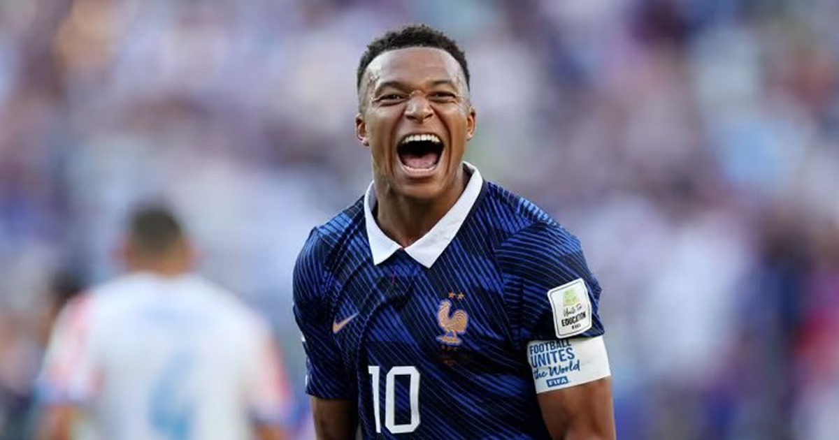 Mbappe chỉ trích lối đá xấu xí của tuyển Paraguay