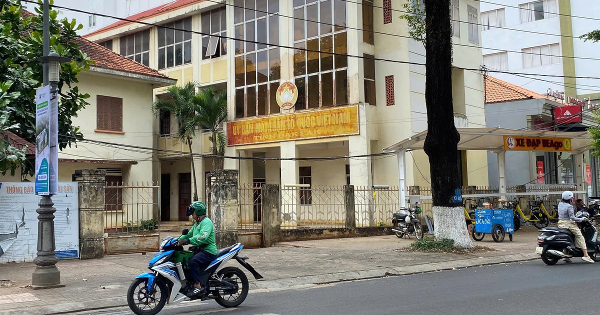 Đắk Lắk tìm cách xử lý hàng trăm trụ sở trên 'đất vàng' để tránh lãng phí
