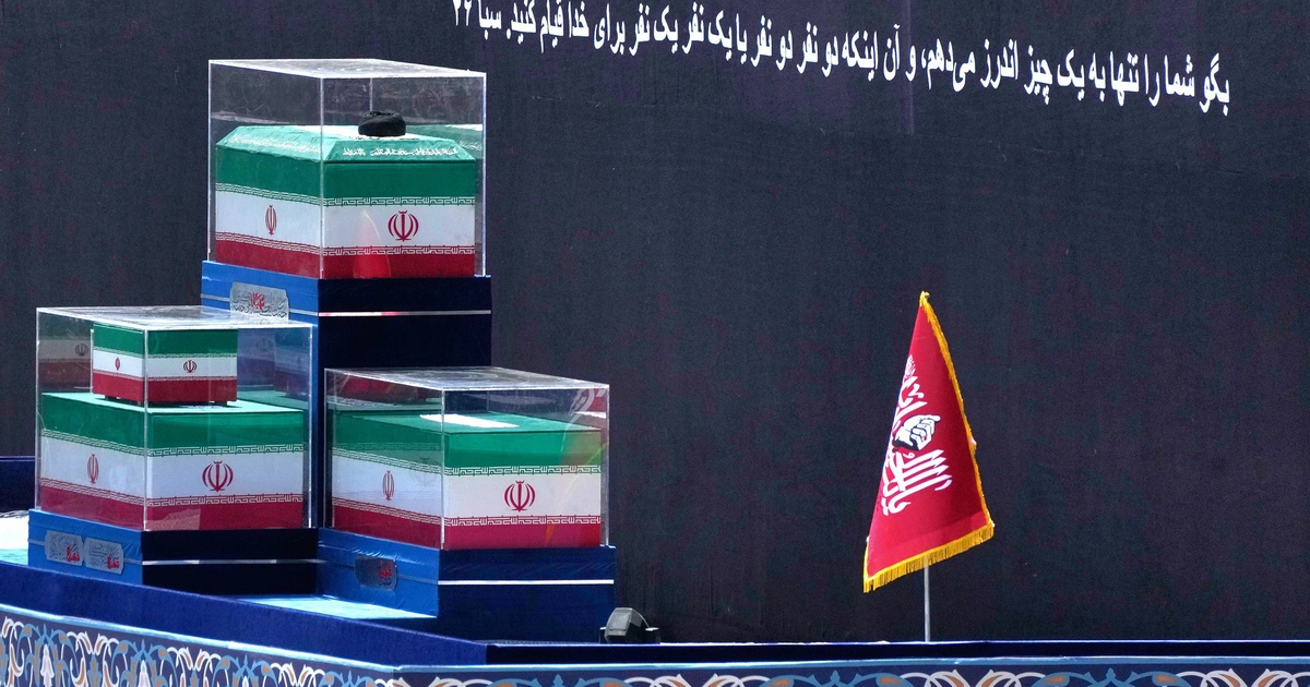 Những hình ảnh nổi bật trong tang lễ cố Lãnh tụ Iran Ali Khamenei