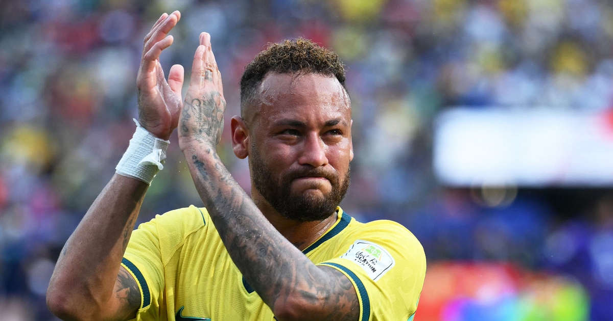 Neymar bật khóc nức nở, nói lời từ giã tuyển Brazil