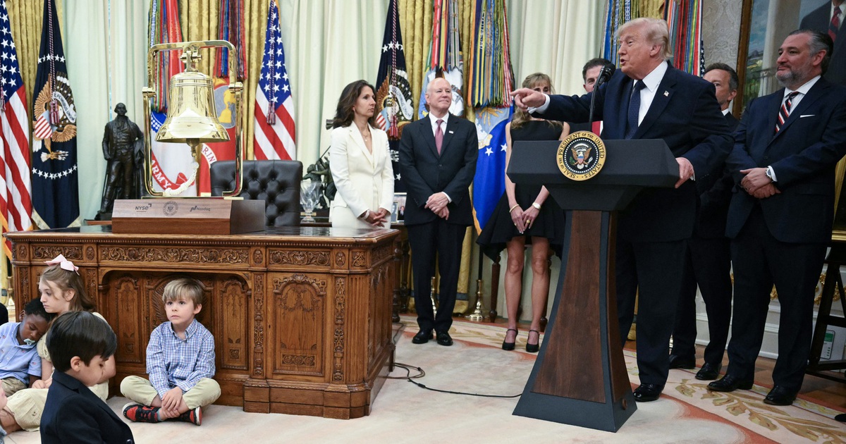 Ông Trump cấp 1.000 USD cho mỗi trẻ sơ sinh Mỹ để đầu tư chứng khoán