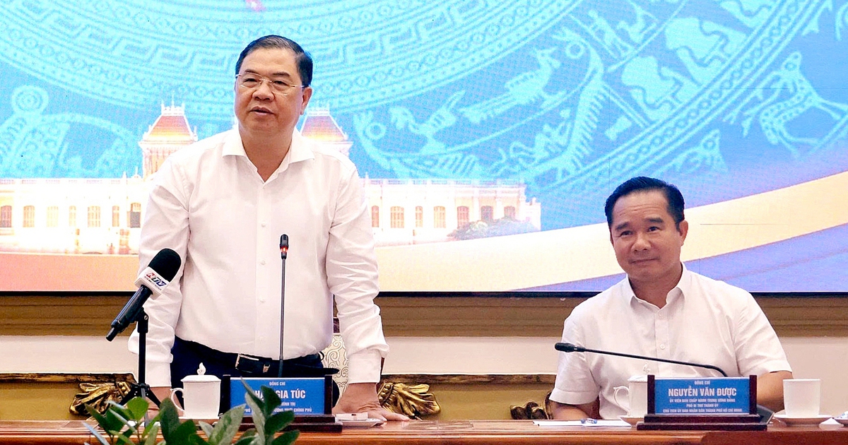 Phó thủ tướng thường trực Phạm Gia Túc: Bộ ngành cùng hỗ trợ TP.HCM tăng trưởng