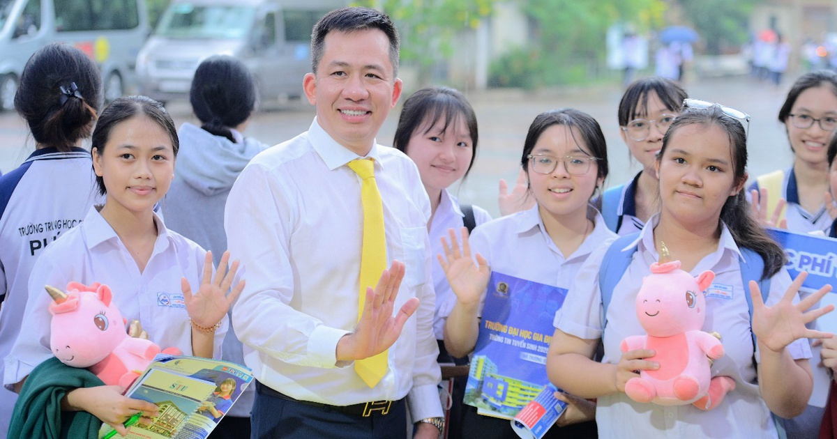 Trường đại học Gia Định 'tháo gỡ' rào cản chi phí học đại học
