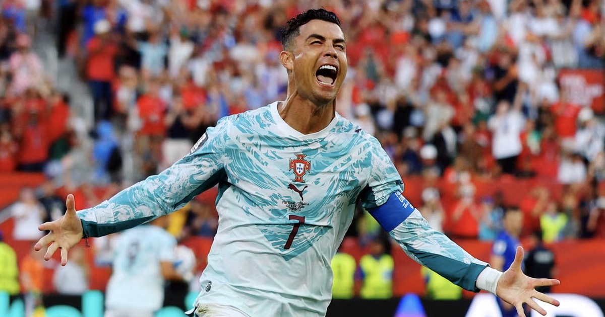 Cựu tuyển thủ Nguyễn Tuấn Phong: Khó cho Ronaldo và Bồ Đào Nha