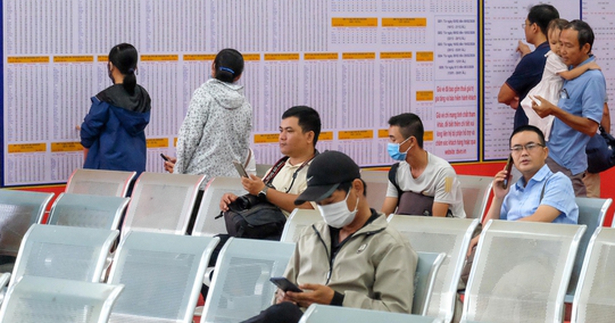 Vì sao thẻ lên tàu hỏa từ 10-7 không còn hiển thị giá vé?