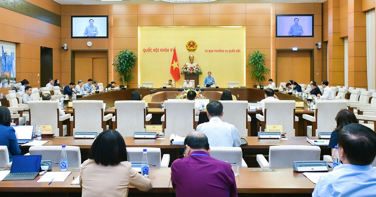Tin tức sáng 8-7: Ủy ban Thường vụ Quốc hội cho ý kiến về dự Luật Đô thị đặc biệt, Luật Đất đai