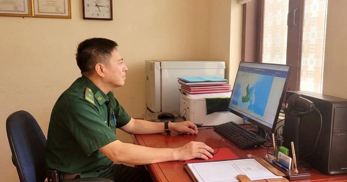 Sau cuộc gọi cầu cứu, 2 ngư dân mất liên lạc cùng tàu cá trên biển