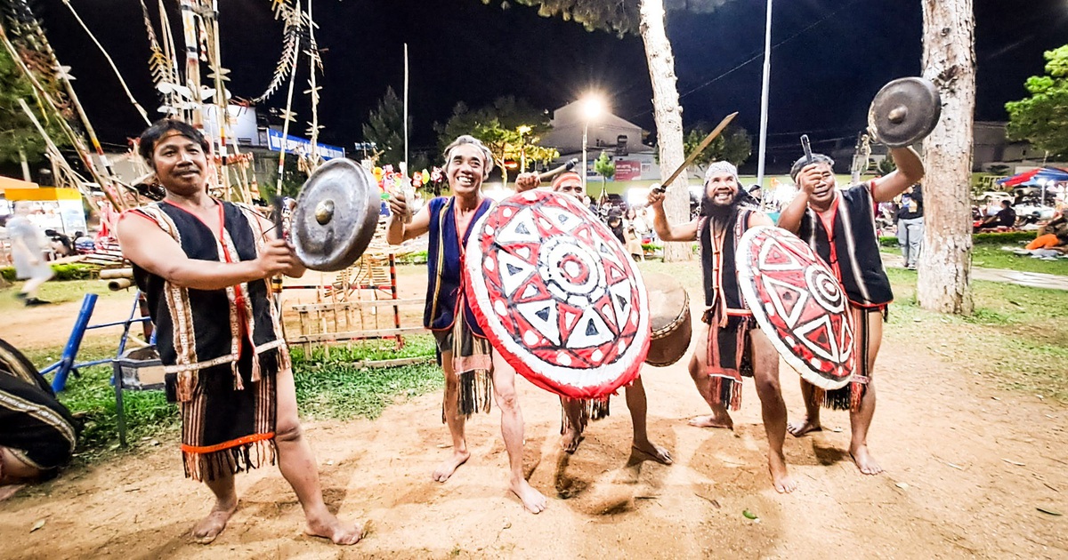 Festival cồng chiêng Tây Nguyên 2026 sẽ có nghệ nhân quốc tế, tôn vinh hoa dã quỳ Chư Đang Ya