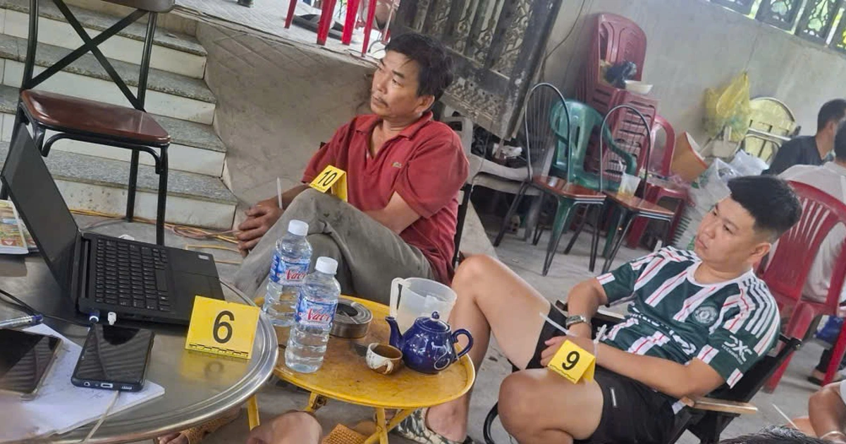 Phá tụ điểm cá độ World Cup qua mạng ở Đồng Tháp, khởi tố 10 người