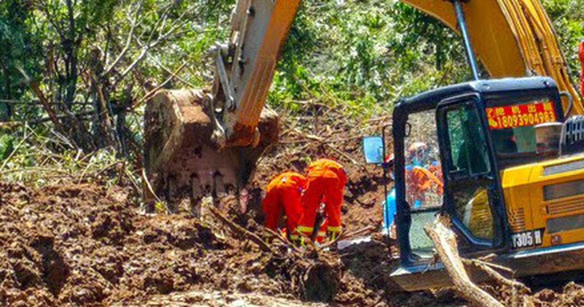 Siêu bão Bavi áp sát, Trung Quốc chuẩn bị cho kịch bản tệ nhất