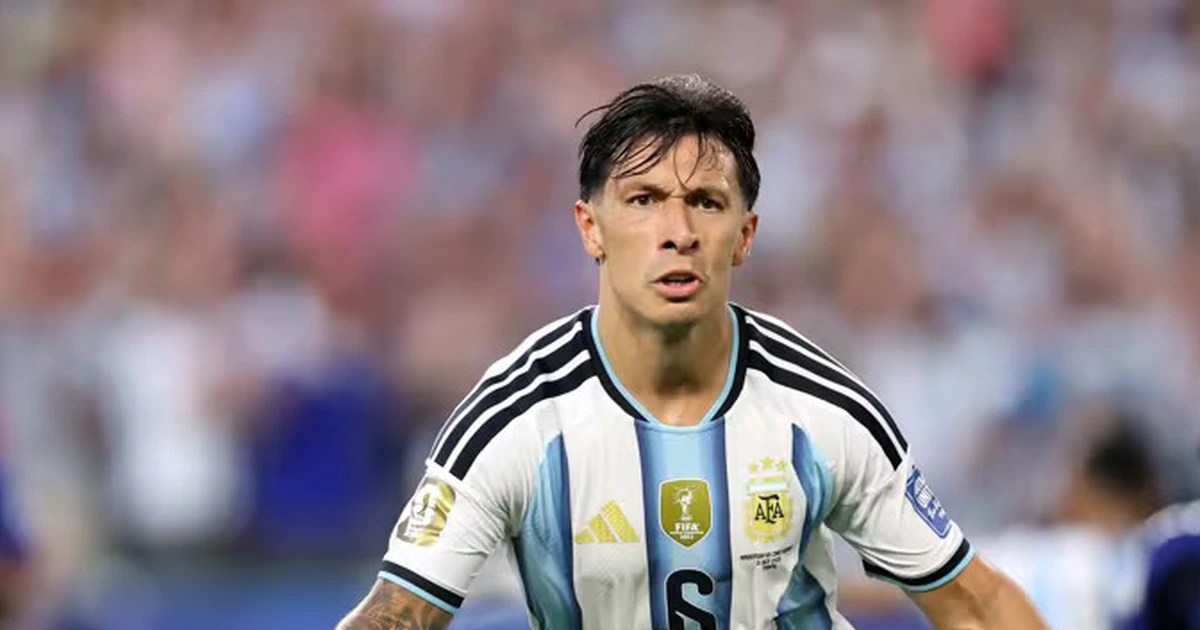 Argentina mất ngôi số 1 thế giới vào tay tuyển Pháp