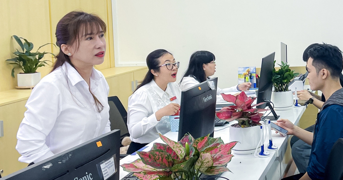 TP.HCM: Ưu tiên người cao tuổi làm thủ tục hành chính, không để người dân đi lại nhiều lần