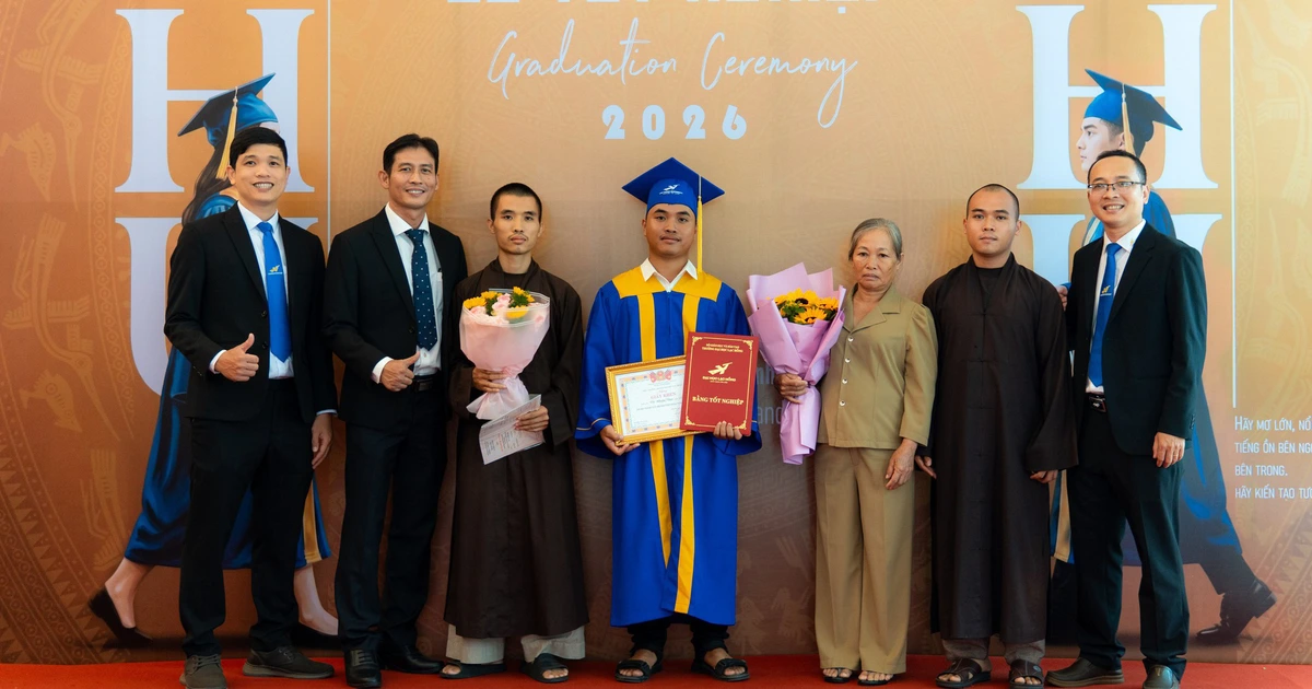 Từ cậu bé chăn bò, phụ hồ đến thủ khoa ngành xây dựng