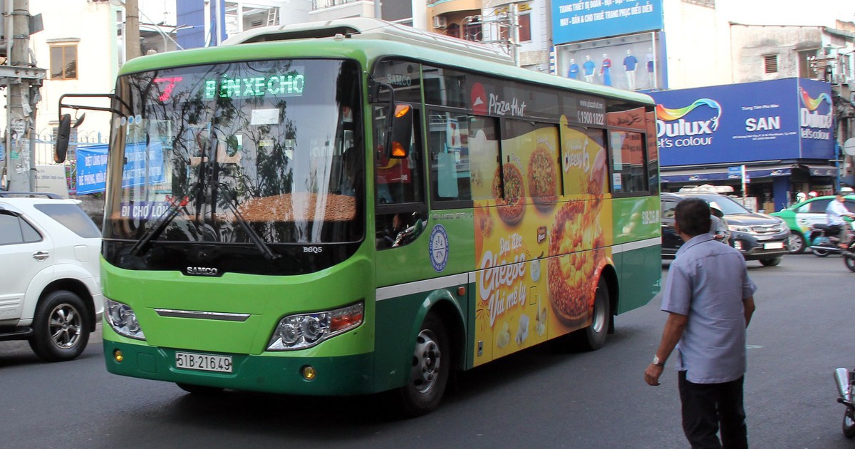 TP.HCM đề xuất quảng cáo trên thân xe buýt theo phương thức mới