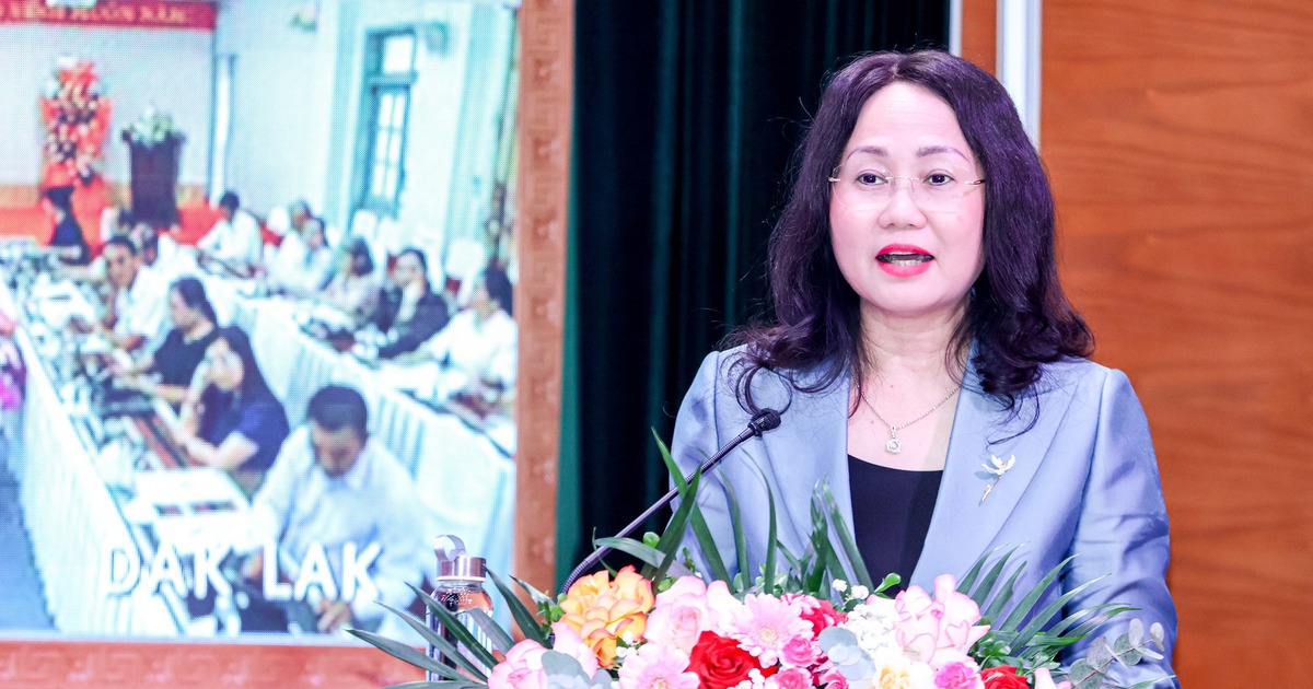 Một loạt trường khối nghệ thuật thiếu lực lượng kế cận