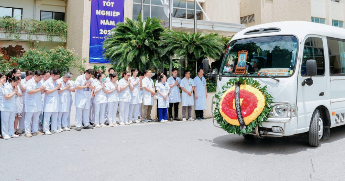 Xúc động hình ảnh hàng trăm y bác sĩ, học trò tiễn biệt cây đại thụ ngành hồi sức cấp cứu Vũ Văn Đính
