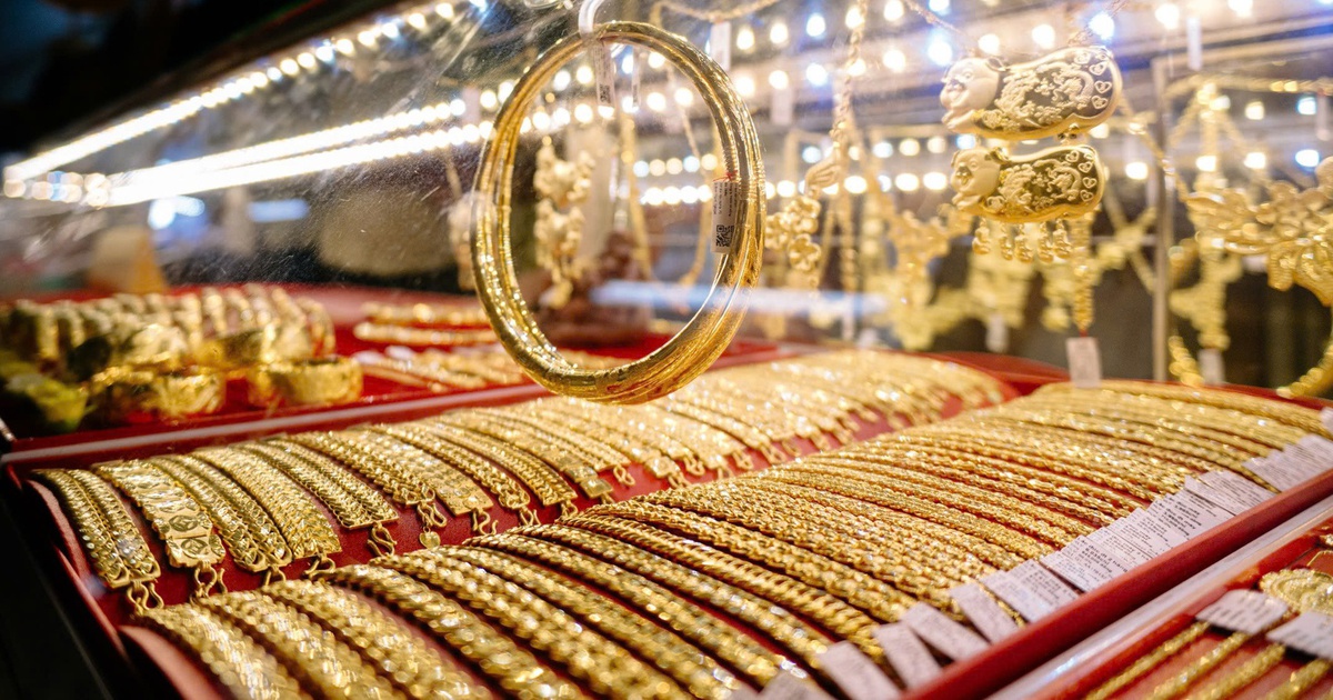 Giá vàng giảm do căng thẳng Trung Đông gia tăng