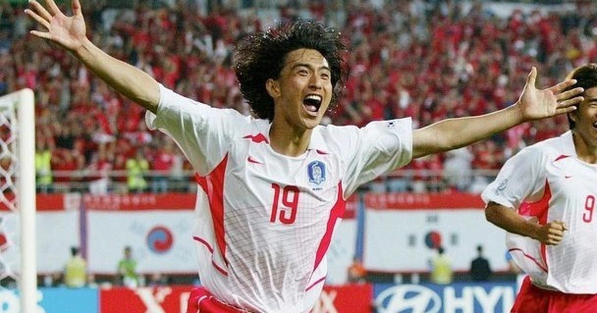 Báo Hàn Quốc: 'Nạn hối lộ trọng tài có thể có ở World Cup 2002'