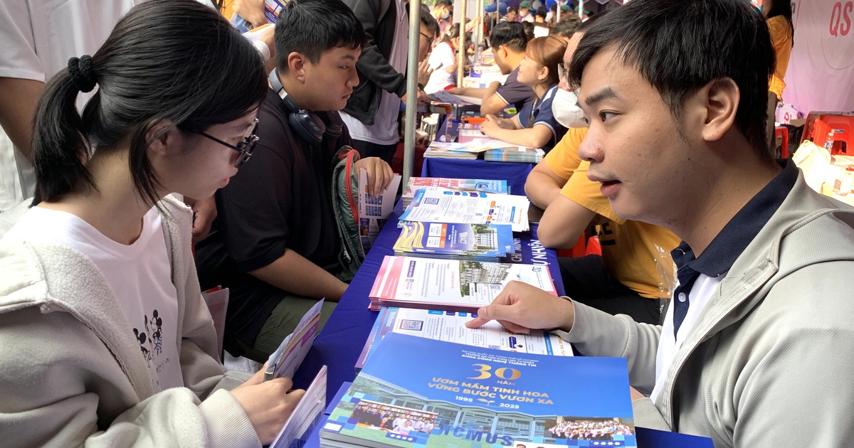 Trường ĐH Khoa học tự nhiên TP.HCM: nhiều ngành hơn 9 điểm mỗi môn mới trúng tuyển