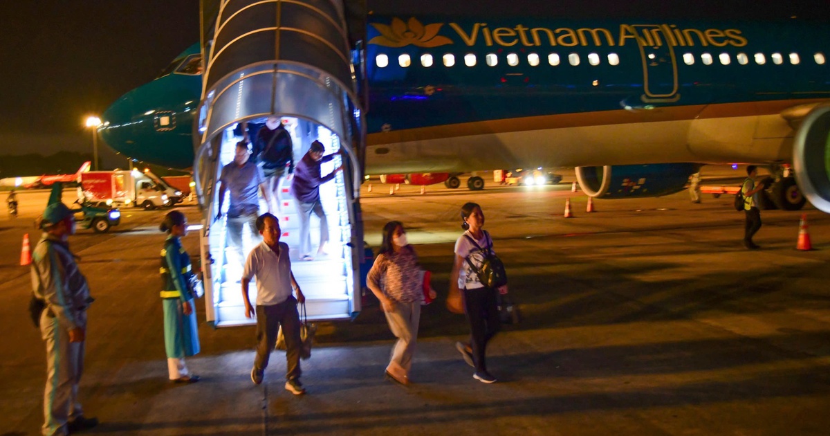 Aéroport de Tân Sơn Nhất : vols suspendus à cause de drones