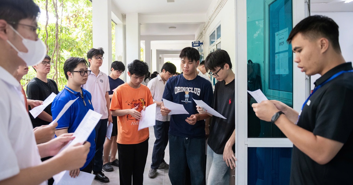 Đưa bài giải vào phòng thi, làm lộ đề có thể bị phạt đến 70 triệu đồng