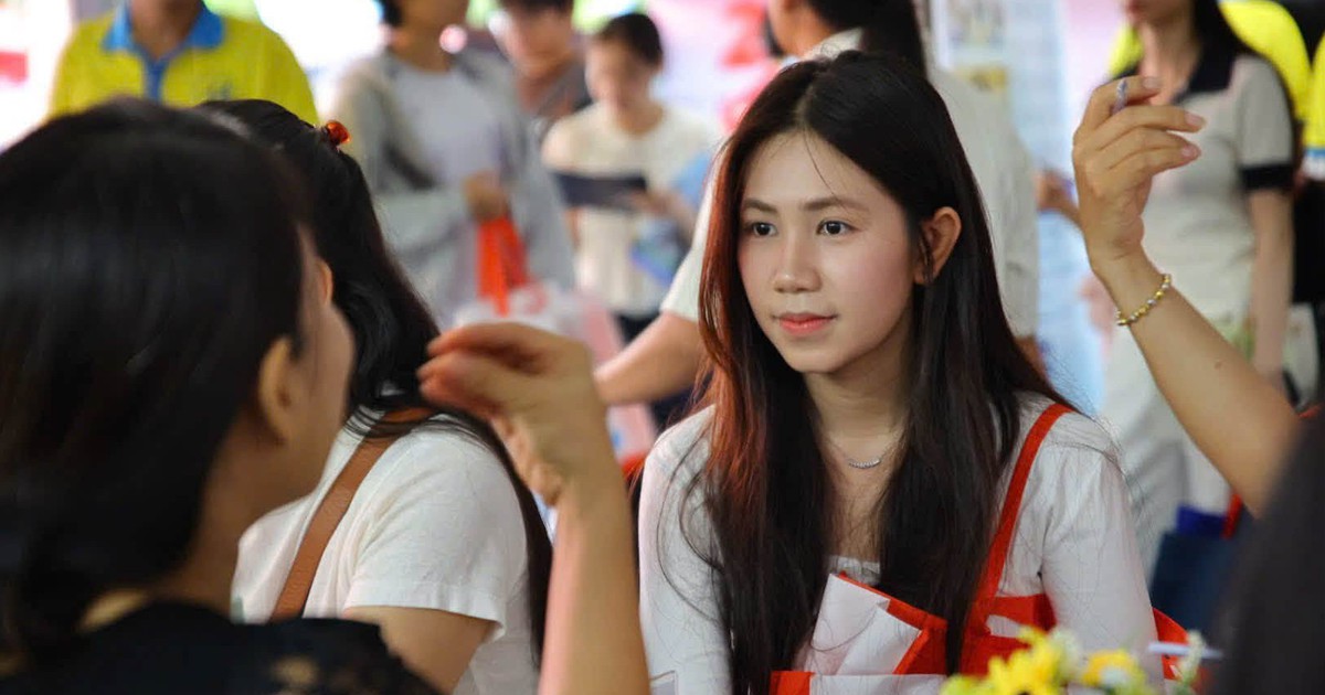 Điểm chuẩn học bạ có ngành thấp hơn điểm thi tốt nghiệp, vì sao?