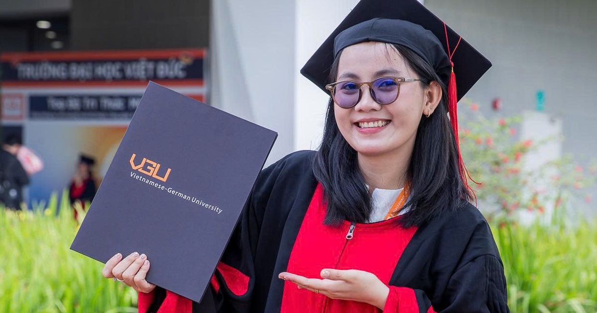 Điểm chuẩn hai trường đại học lớn ở Bình Dương cũ: Có ngành 26,01 điểm
