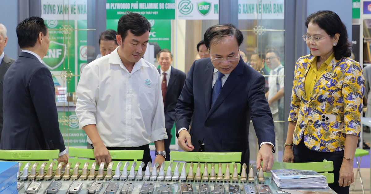 1.000 gian hàng tạo 'cú hích' kích cầu thị trường vật liệu xây dựng TP.HCM
