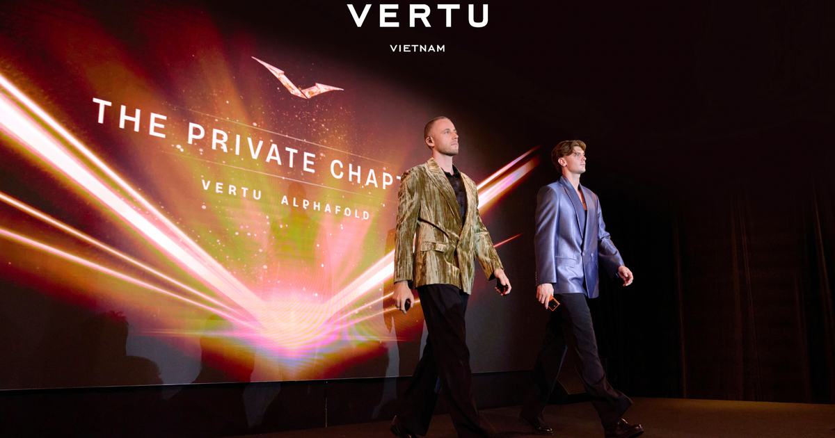 Vertu Alphafold: Smartphone gập tích hợp AI Agent chính thức ra mắt tại Việt Nam